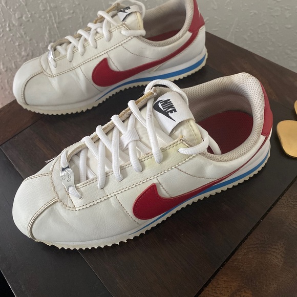 Nike Cortez Leather White/Red/Blue Sneaker size 5Y - Picture 4 of 8
